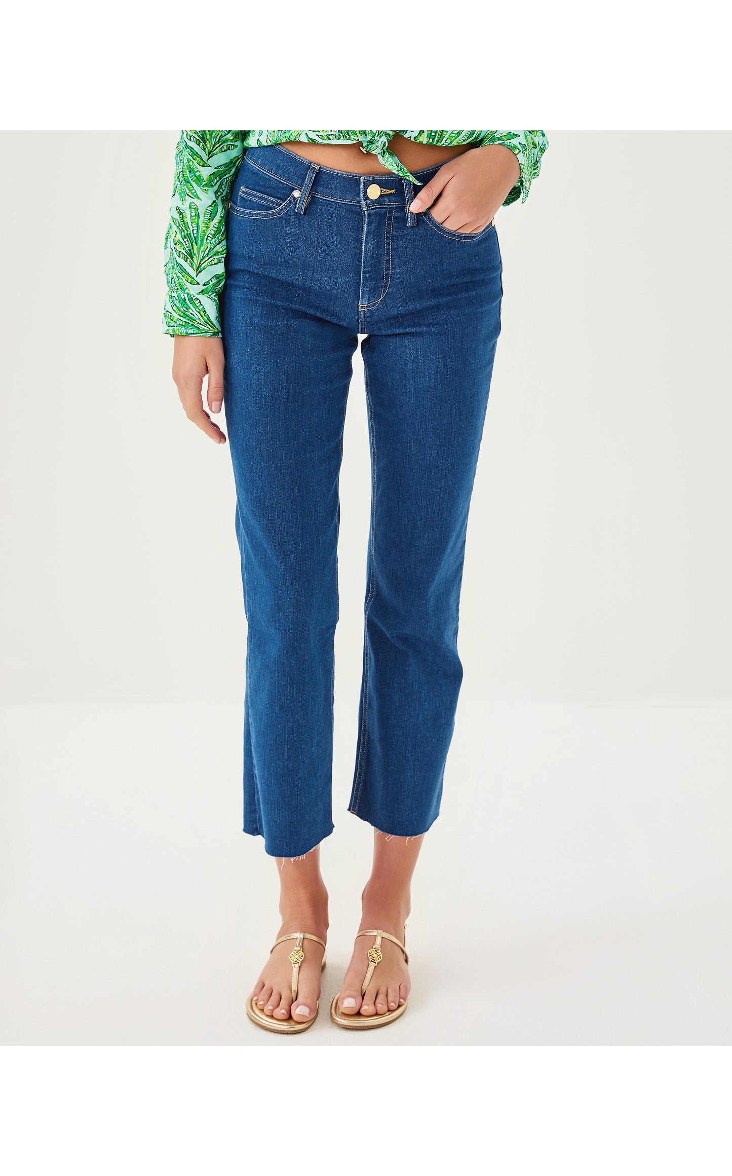Lindessa High Rise Crop Jean Medium Wash