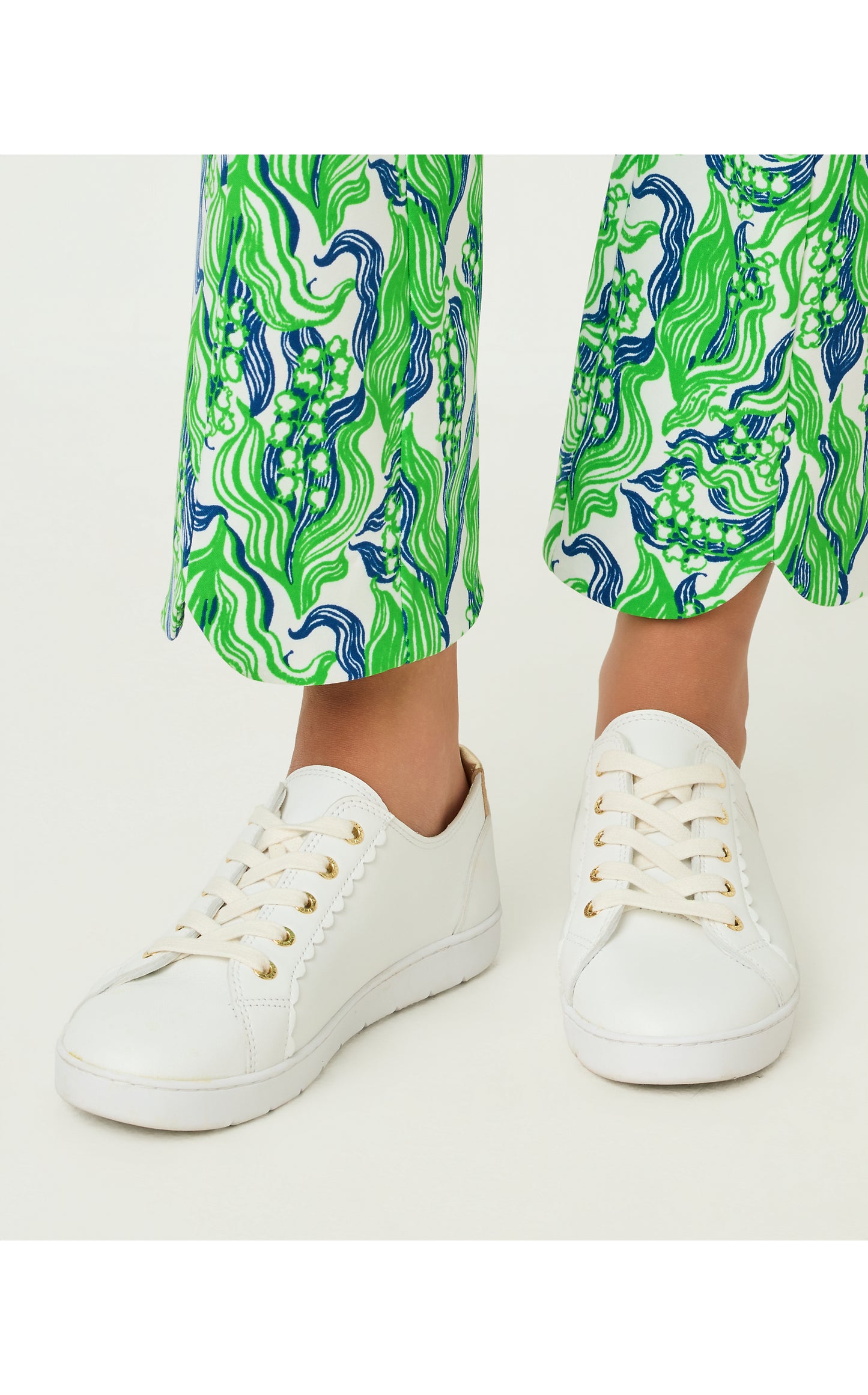 The Lilly Sneaker Resort White