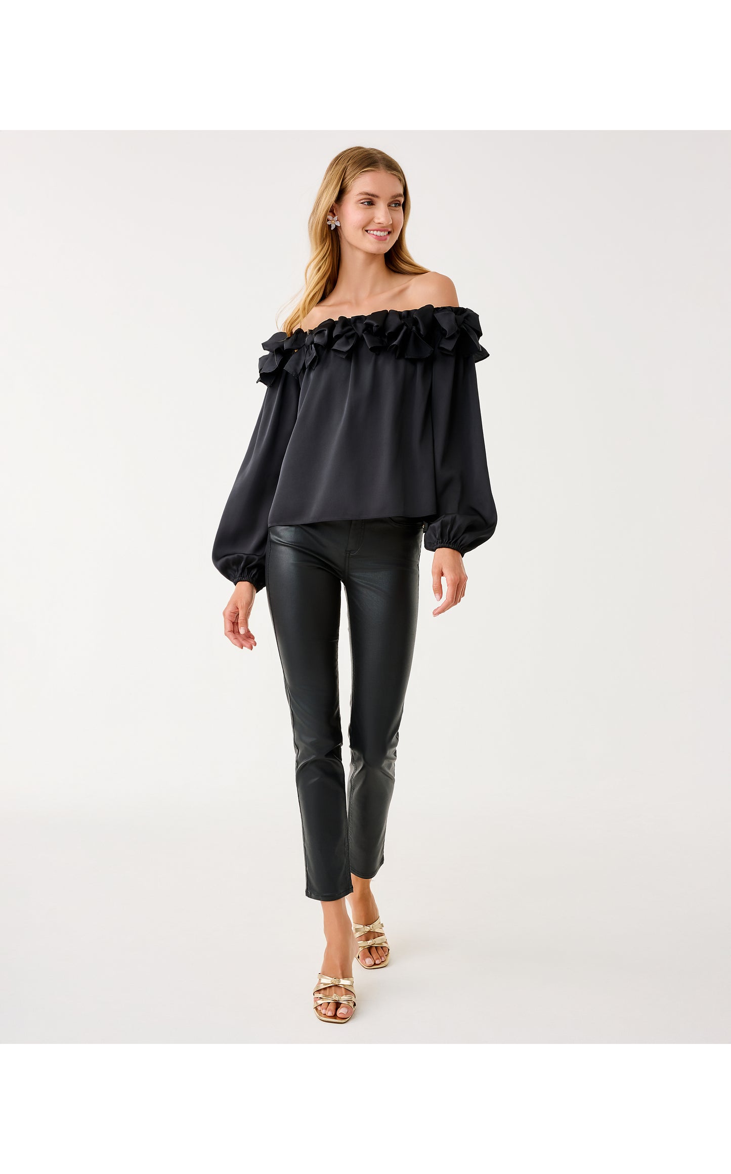 Analea Off the Shoulder Top Noir