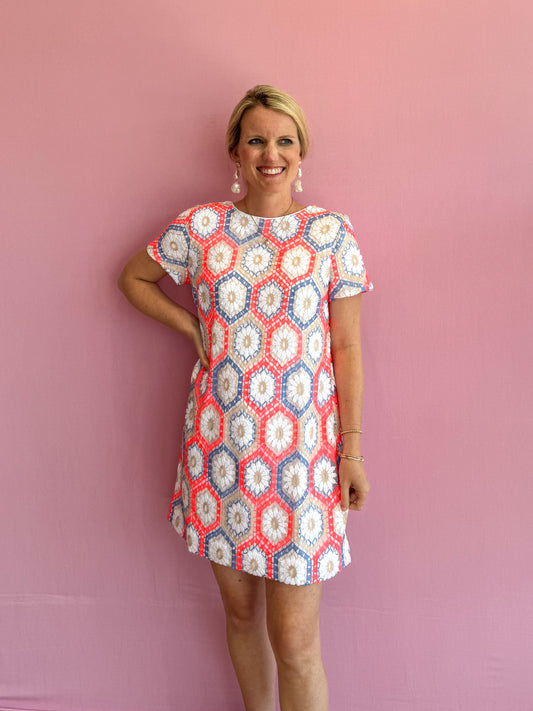 Leyla Shift Cane Coral Daisy
