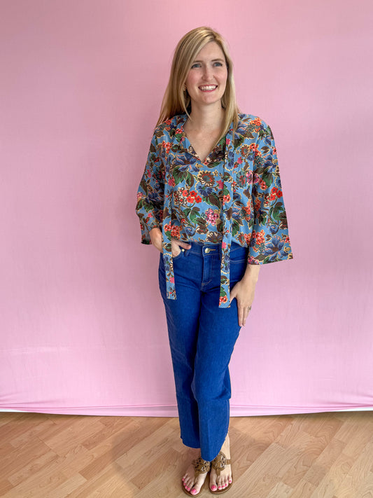 Bebe Top Antique Petals