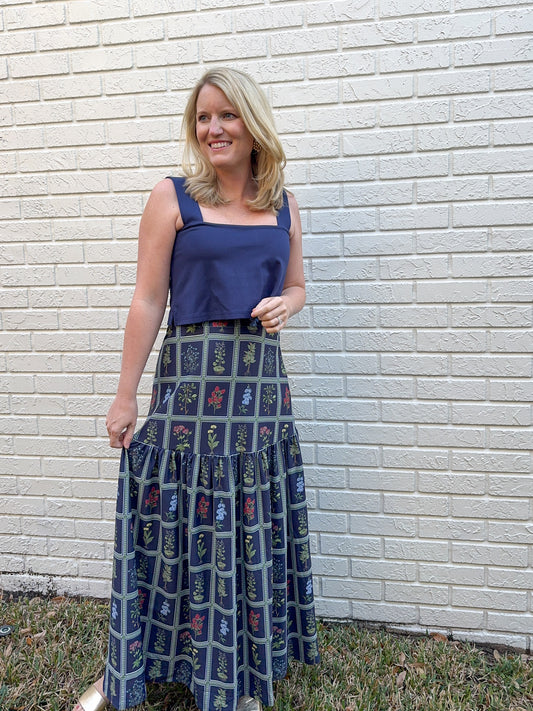 Faye Skirt Gardeners Window