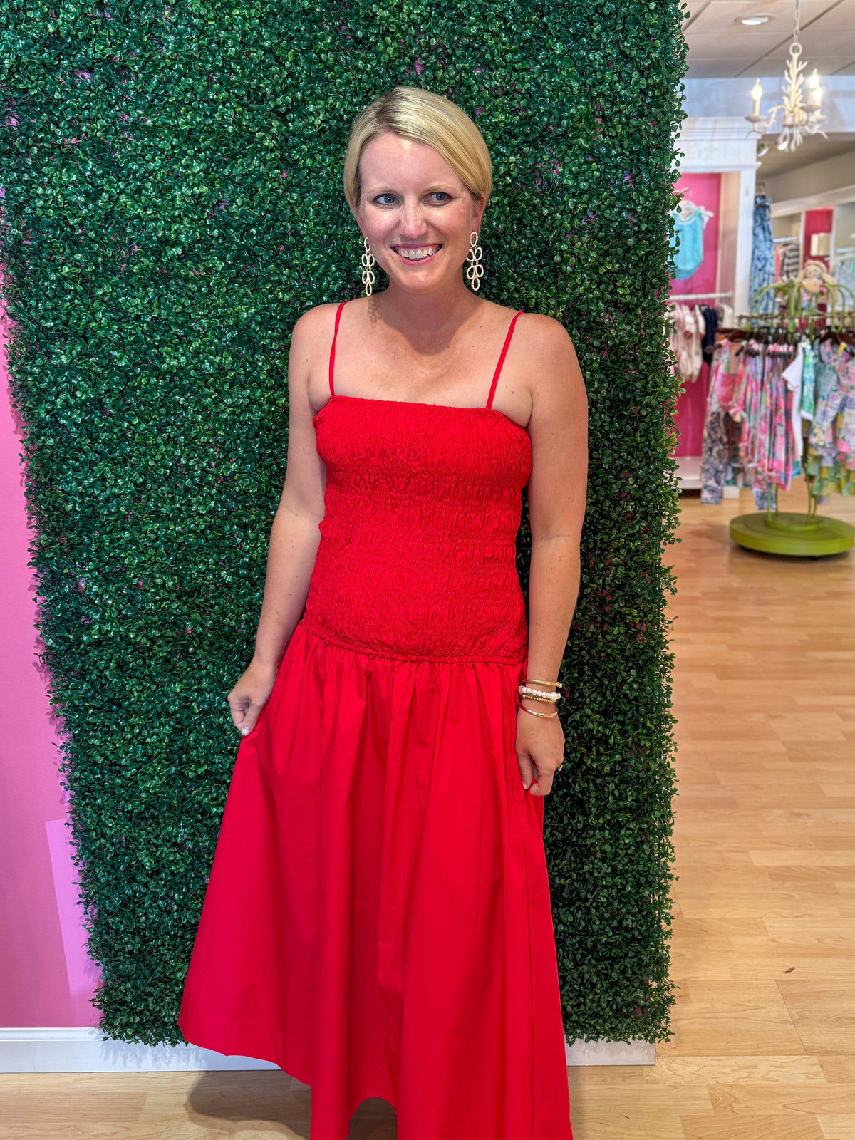 red smock midi dress Celebration Smocked The flowing skirt moves Size:18.5