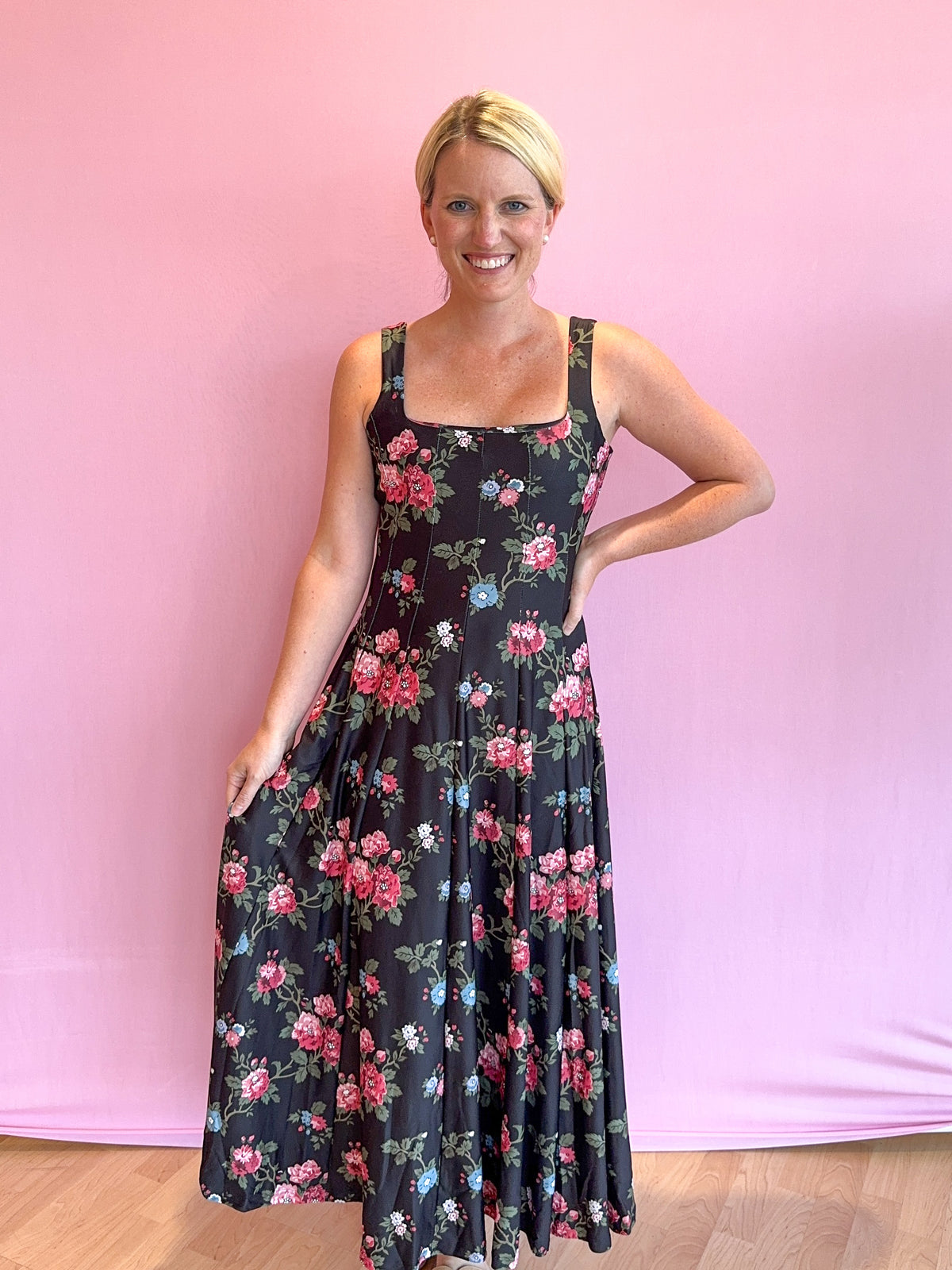 Banks Dress Duchess Rose