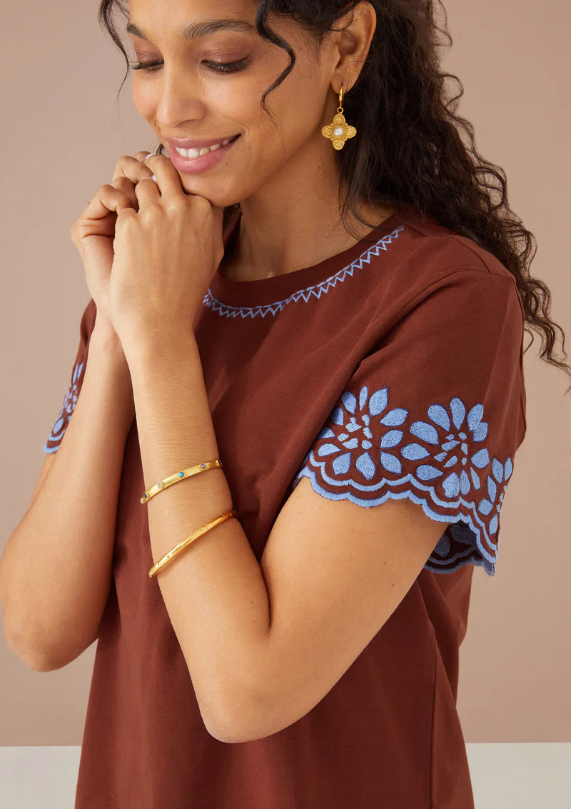 Chloe Tee Cinnamon Floral Embroidery